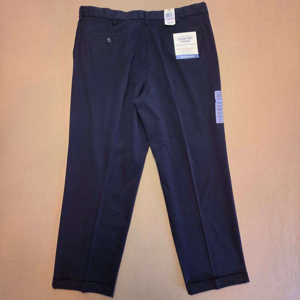 Dockers Best Pressed Pleated Comfort Relaxed Fit Stretch Pants Navy Sz 38x32 NWT - Picture 5 of 8